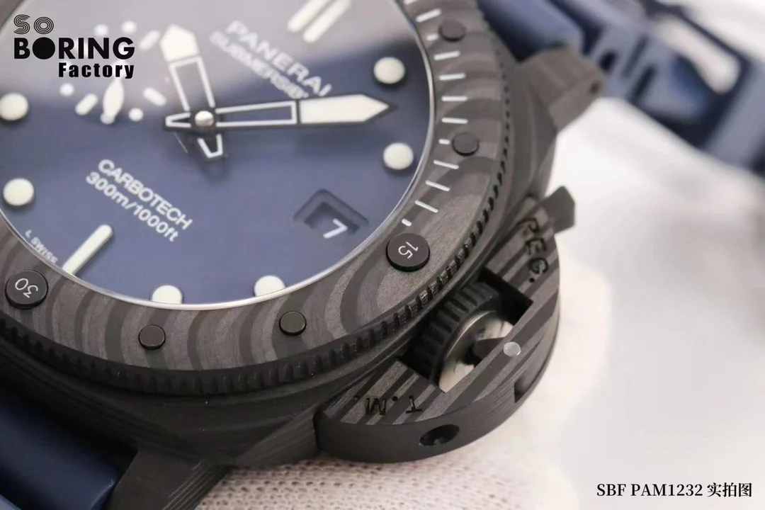 Panerai 1232 — photographed off the sweep