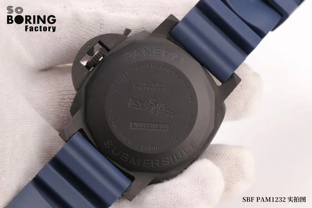 Panerai 1232 — photographed off the sweep