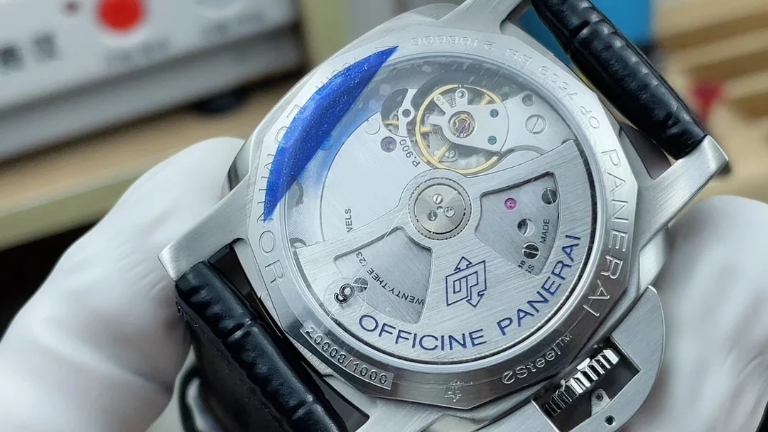 Panerai 40mm — photographed off the sweep