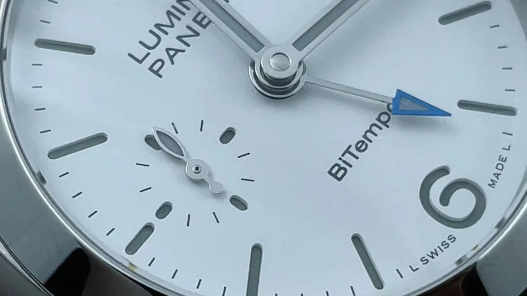 Panerai 40mm — photographed off the sweep