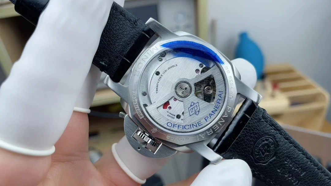 Panerai 40mm — photographed off the sweep