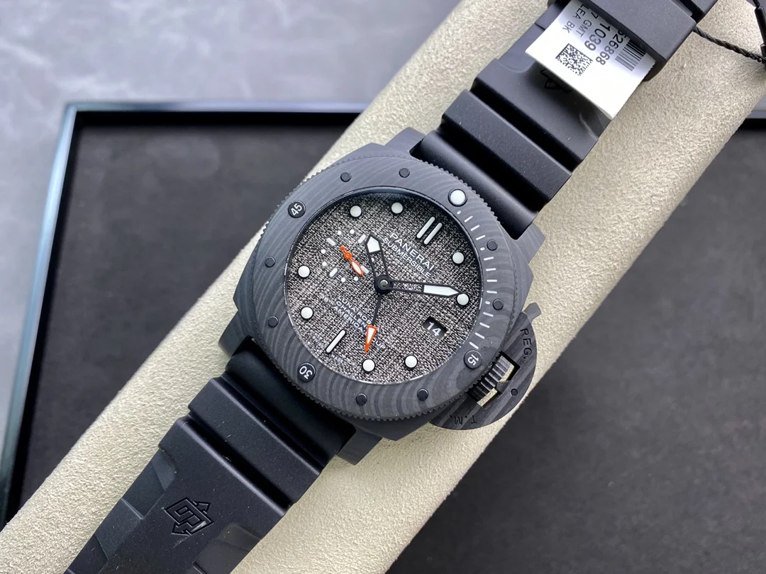 Panerai Black Dial PAM01039 47mm — photographed off the sweep