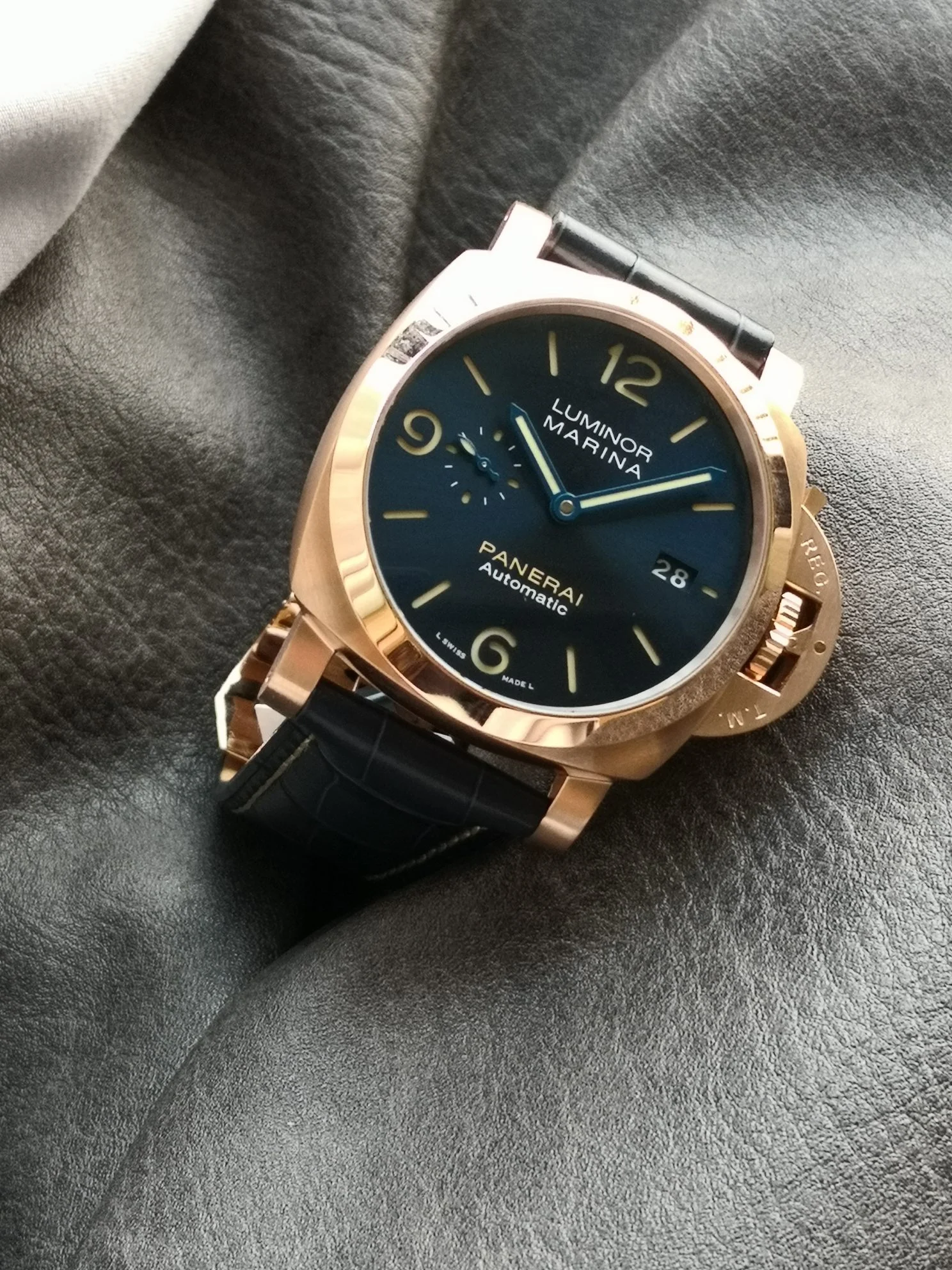 Panerai Black Dial PAM01114 44mm
