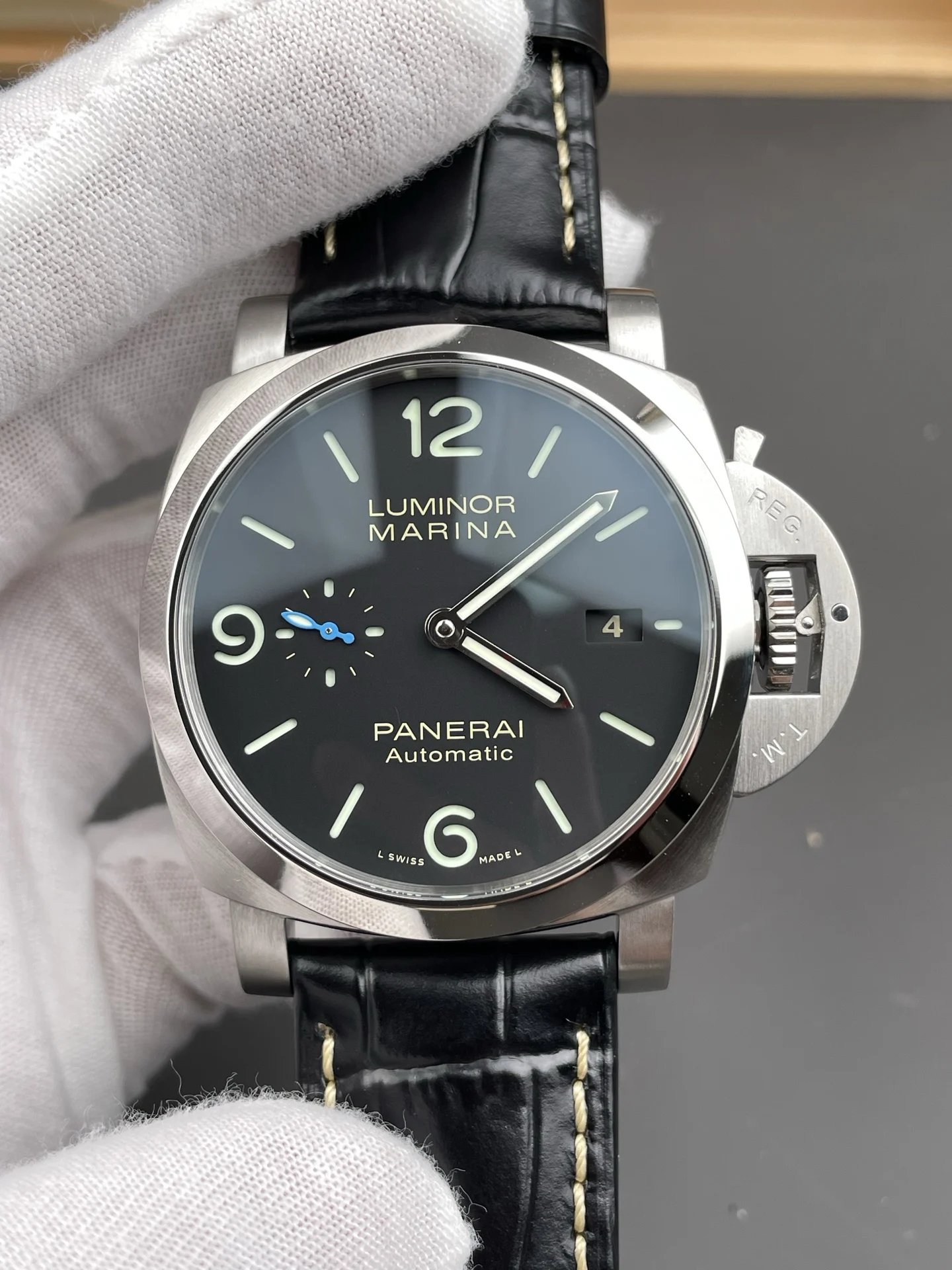 Panerai Black Dial PAM01312 44mm — photographed off the sweep