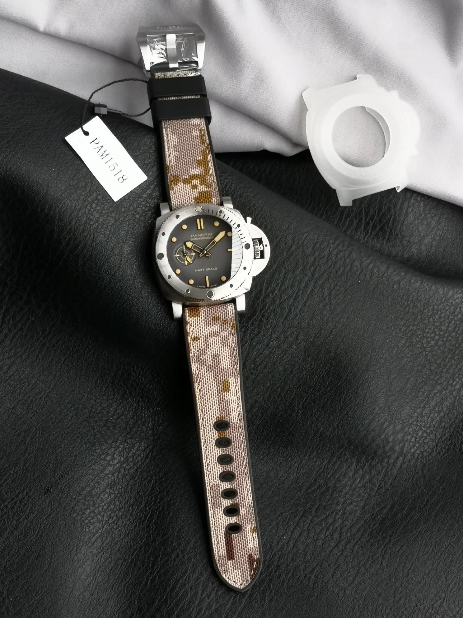 Panerai Black Dial PAM01518