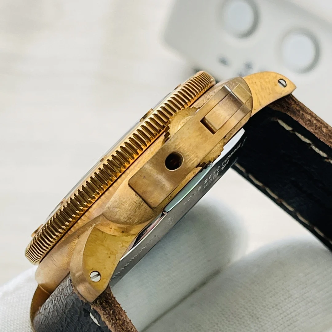 Panerai Bronze PAM00382 47mm — photographed off the sweep
