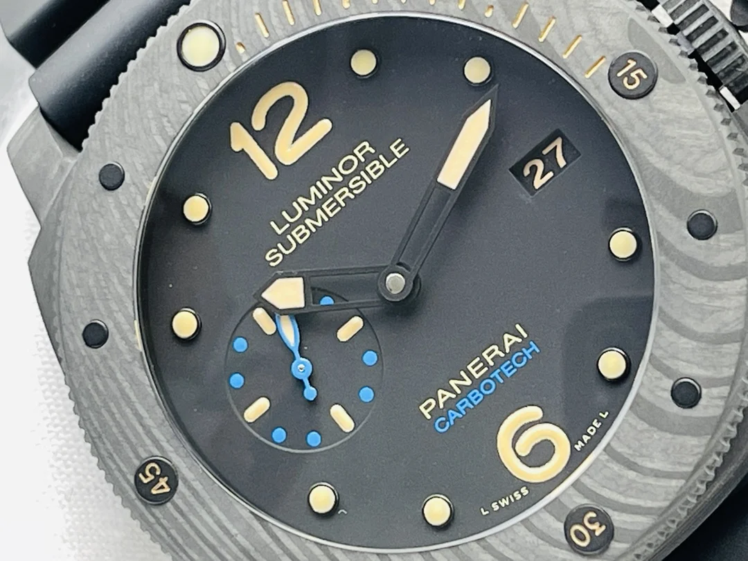 Panerai Carbon — photographed off the sweep