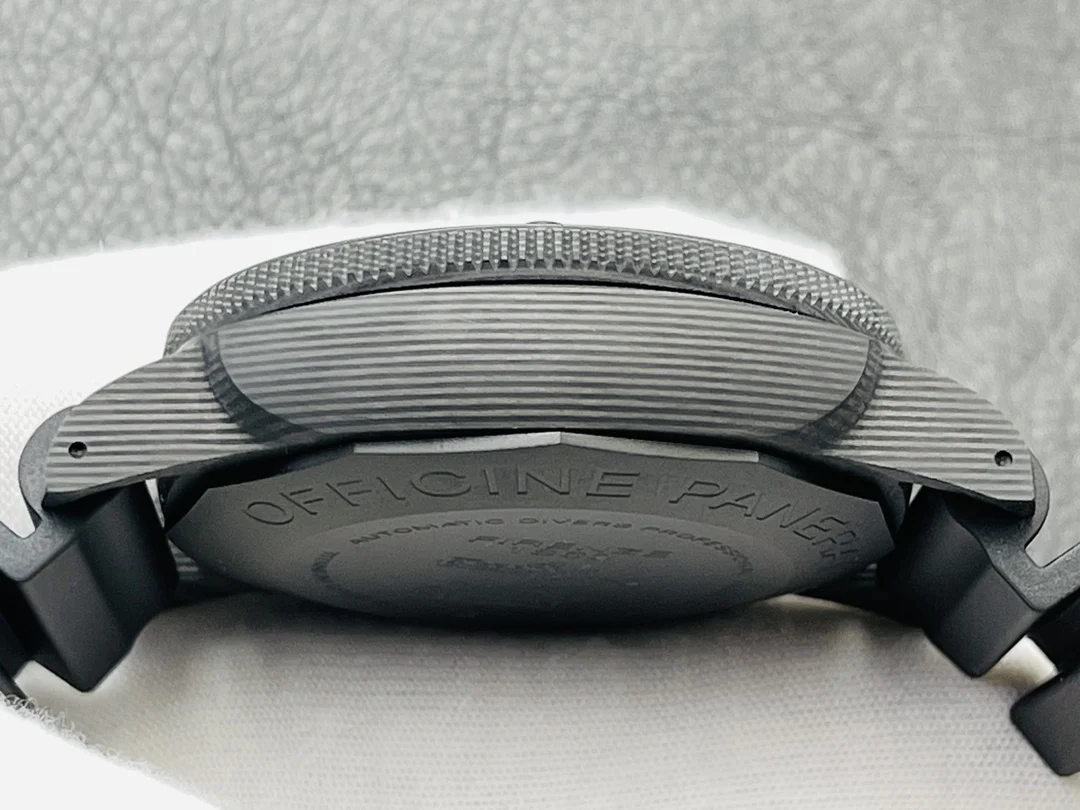 Panerai Carbon — photographed off the sweep