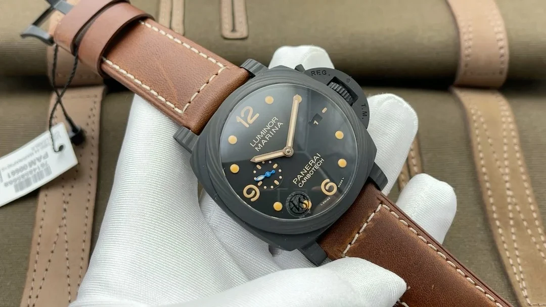 Panerai Carbon Blue Dial PAM00661