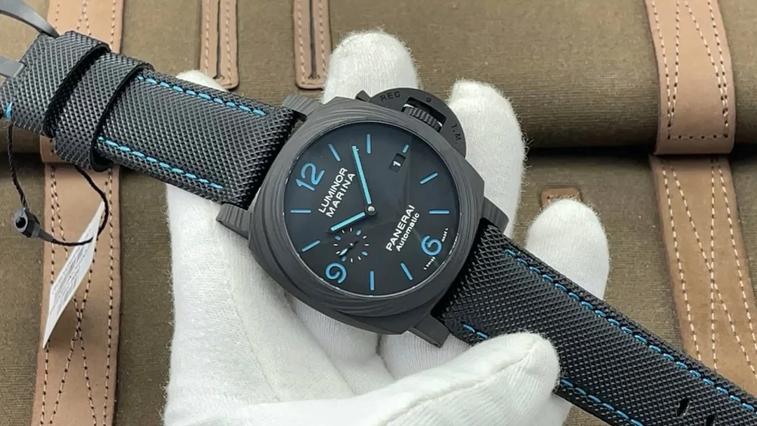 Panerai Carbon Blue Dial PAM01661 44mm