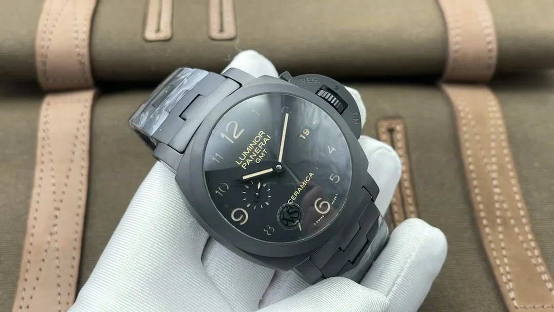 Panerai Carbon Diamond-Set