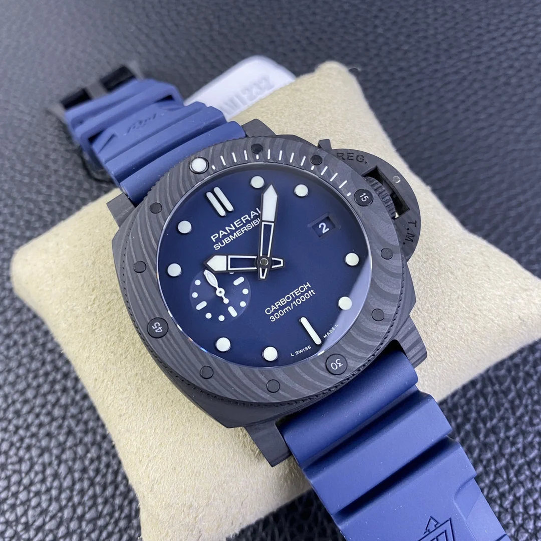 Panerai Carbon Green Dial PAM01232 — photographed off the sweep