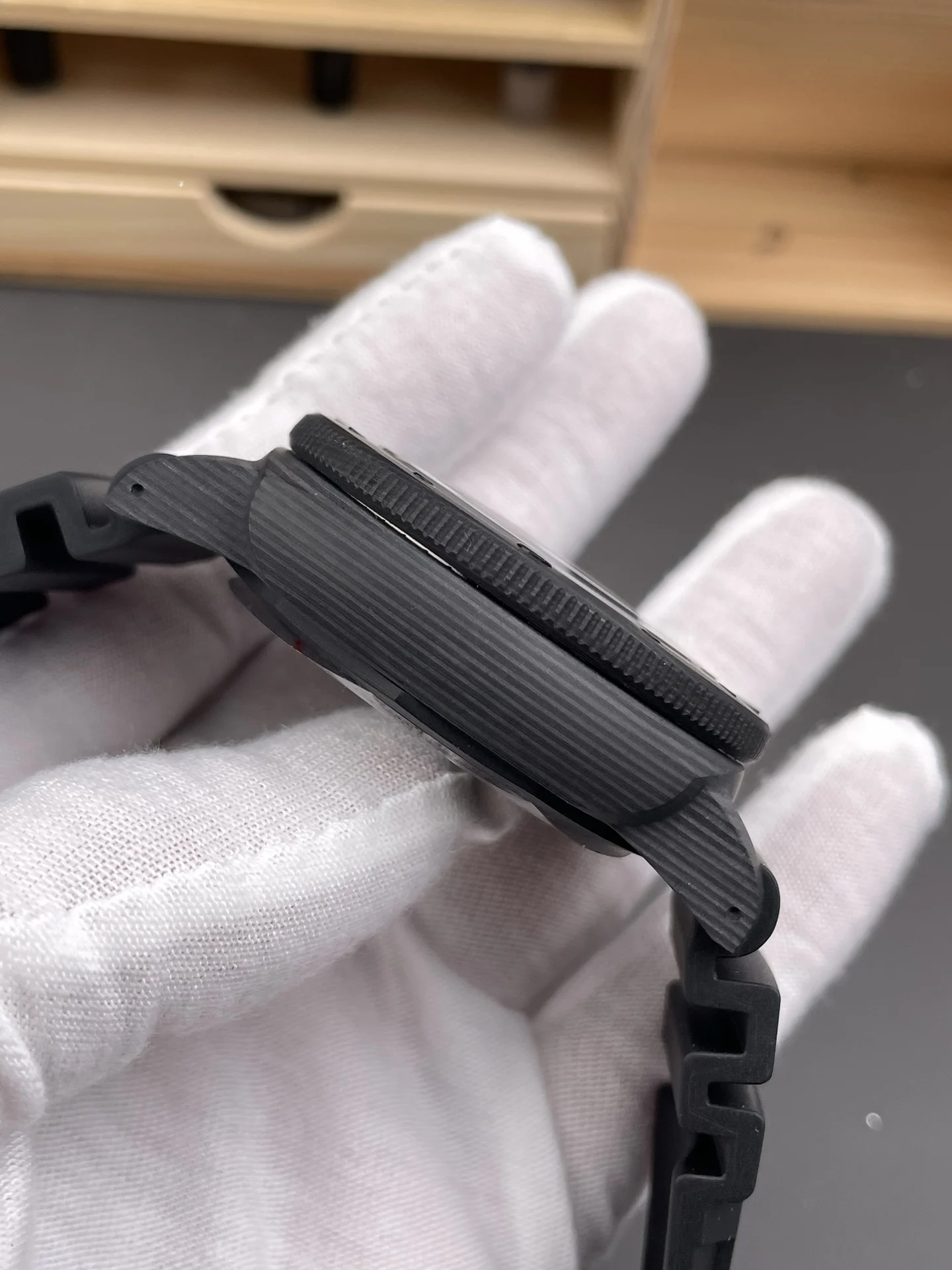Panerai Carbon PAM00616 47mm — photographed off the sweep