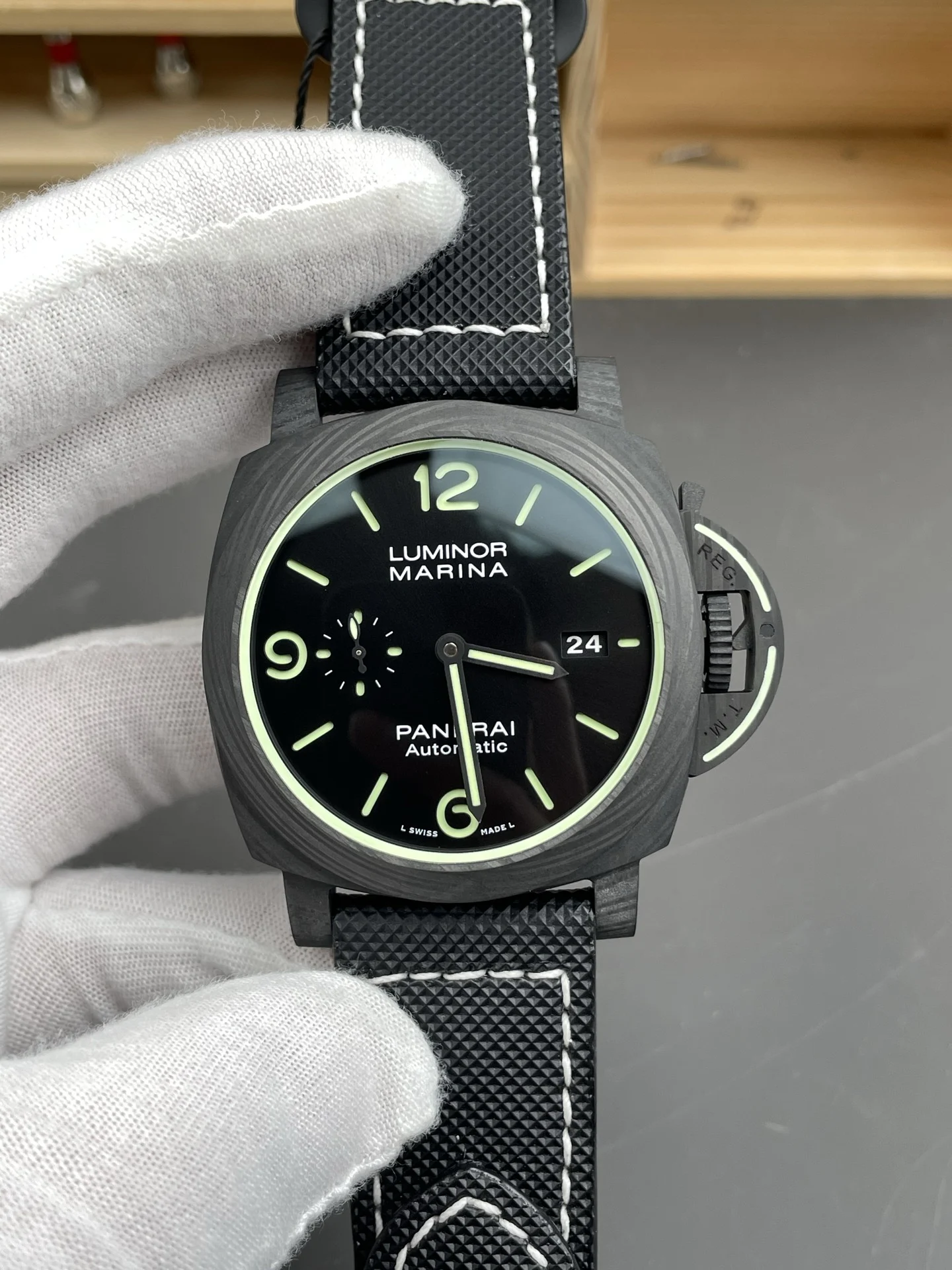 Panerai Carbon PAM01118 44mm — photographed off the sweep