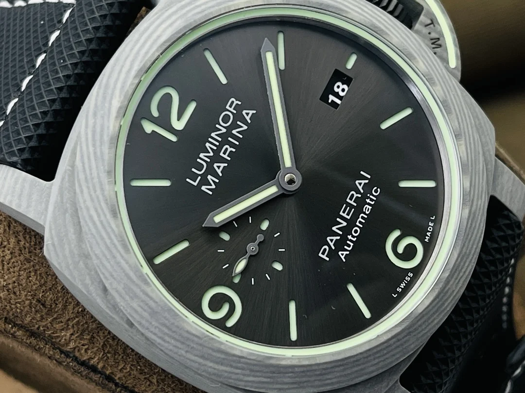 Panerai Carbon PAM01119 44mm — photographed off the sweep
