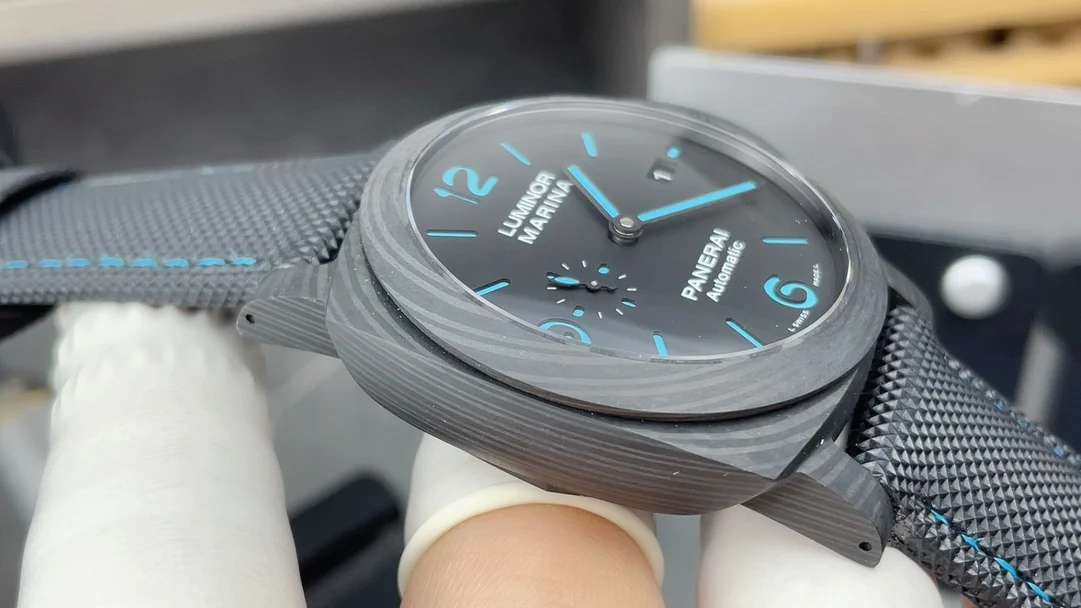 Panerai Carbon PAM01616 — photographed off the sweep