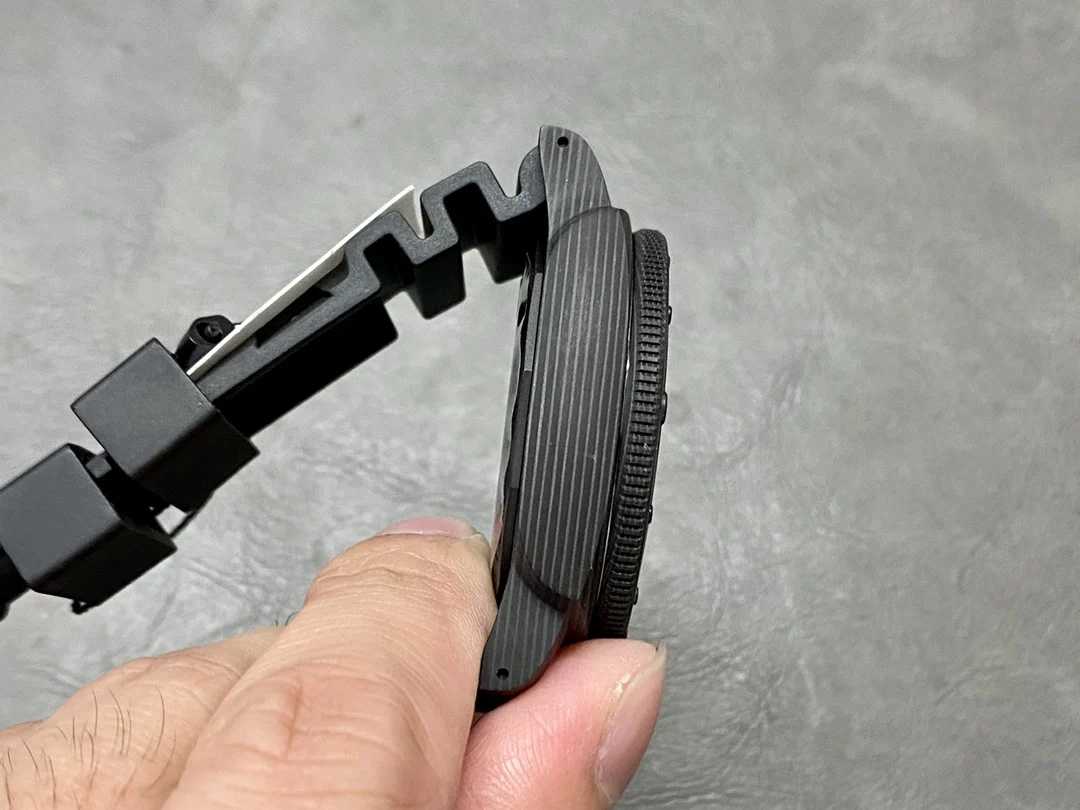 Panerai Carbon PAM02231 42mm — photographed off the sweep