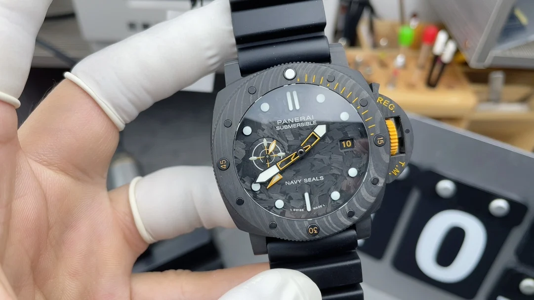 Panerai Carbon — photographed off the sweep