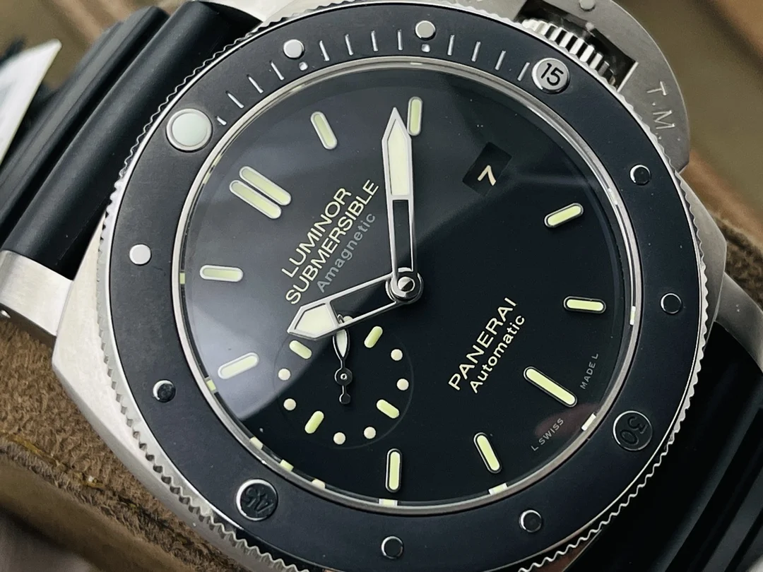 Panerai Ceramic 44mm — photographed off the sweep
