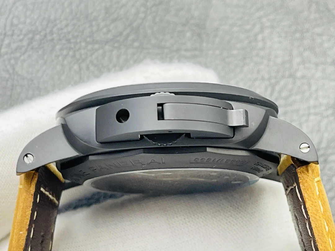 Panerai Ceramic 44mm — photographed off the sweep
