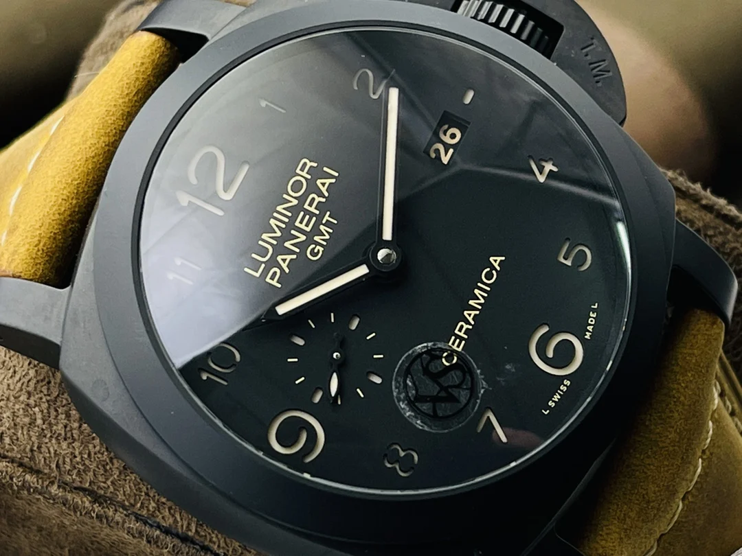 Panerai Ceramic 44mm — photographed off the sweep
