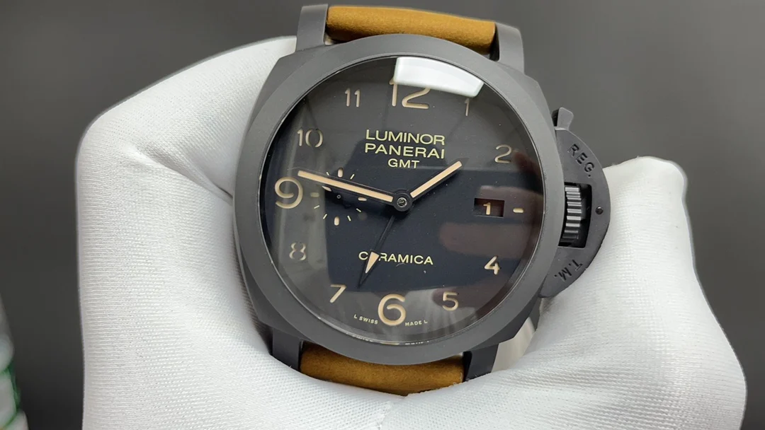 Panerai Ceramic Black Dial PAM00441 44mm — photographed off the sweep