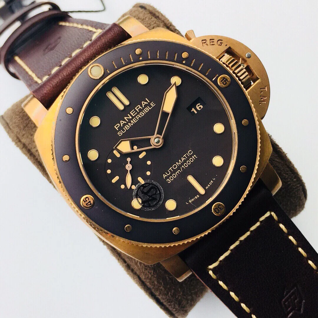 Panerai Ceramic Green Dial PAM00968 47mm — photographed off the sweep