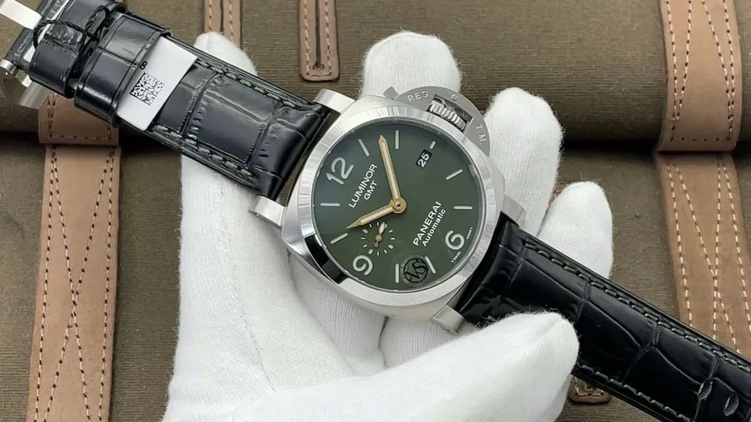 Panerai Green Dial PAM01056 44mm