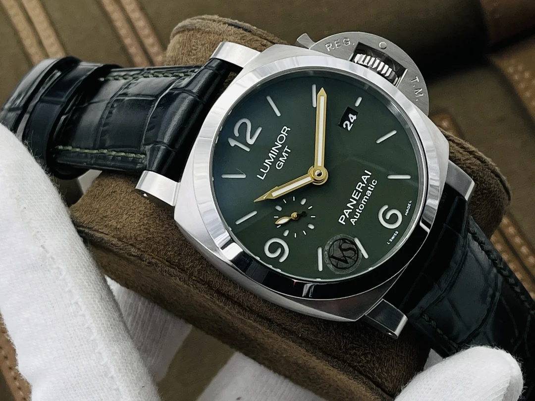 Panerai Green Dial PAM01056 44mm — photographed off the sweep