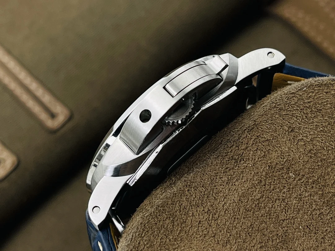 Panerai Luminor Marina Blue Dial PAM01313 44mm — photographed off the sweep