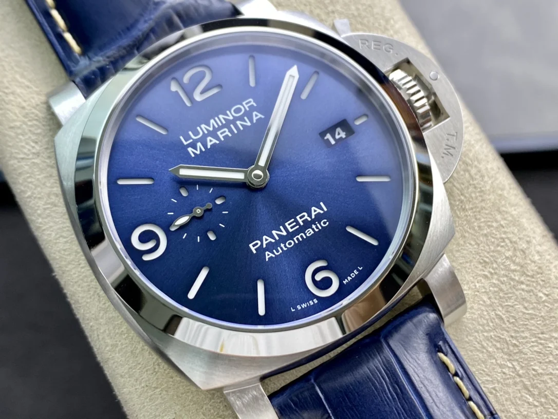 Panerai Luminor Marina Blue Dial PAM01313 44mm — photographed off the sweep