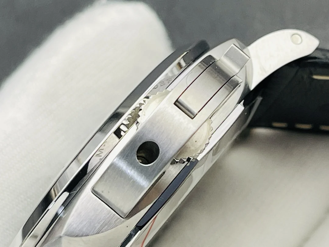 Panerai Luminor Marina PAM01312 — photographed off the sweep