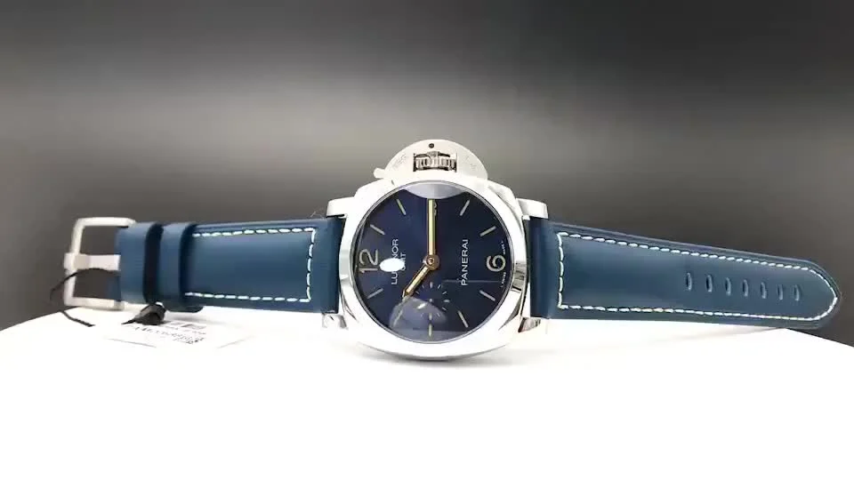Panerai Luminor PAM00688