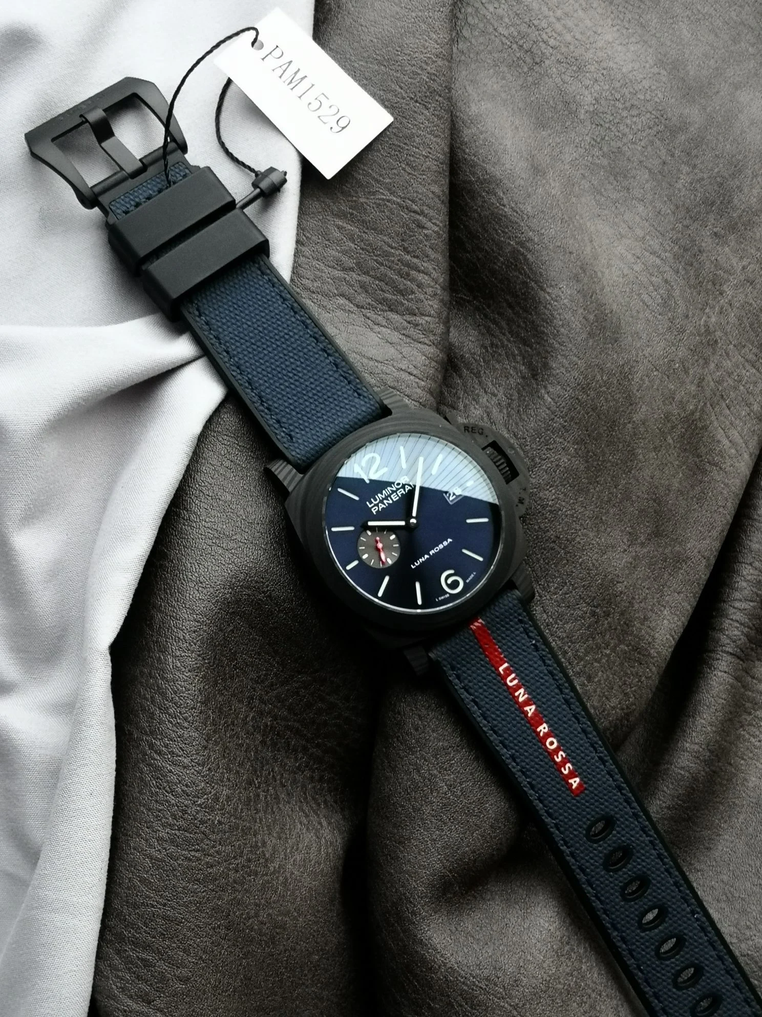 Panerai Luminor PAM01529 — photographed off the sweep