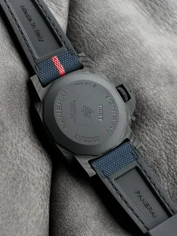 Panerai Luminor PAM01529