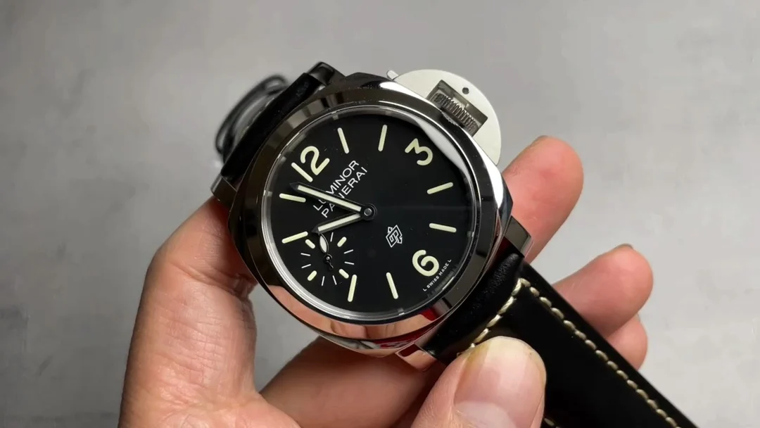 Panerai Luminor Steel Black Dial PAM01084 44mm