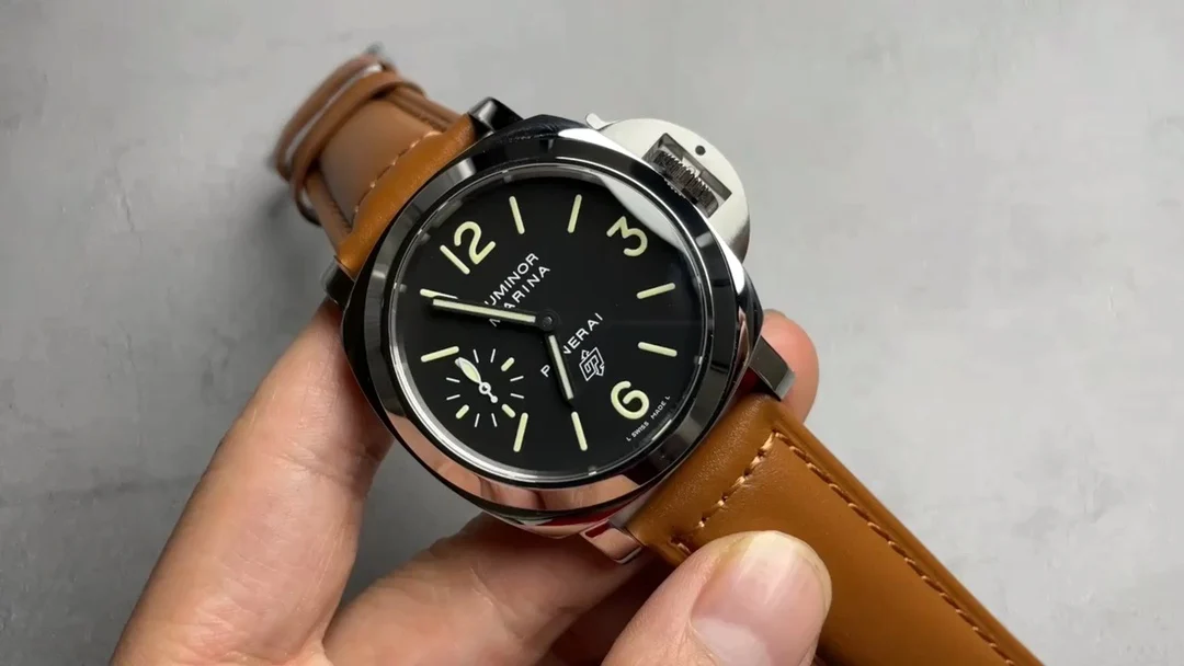 Panerai PAM00005 — photographed off the sweep