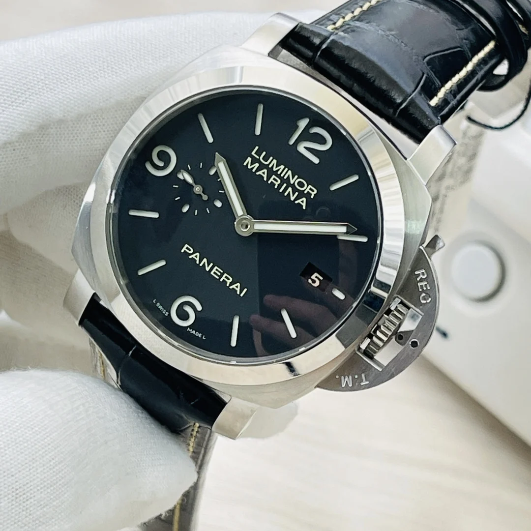 Panerai PAM00312 44mm — photographed off the sweep