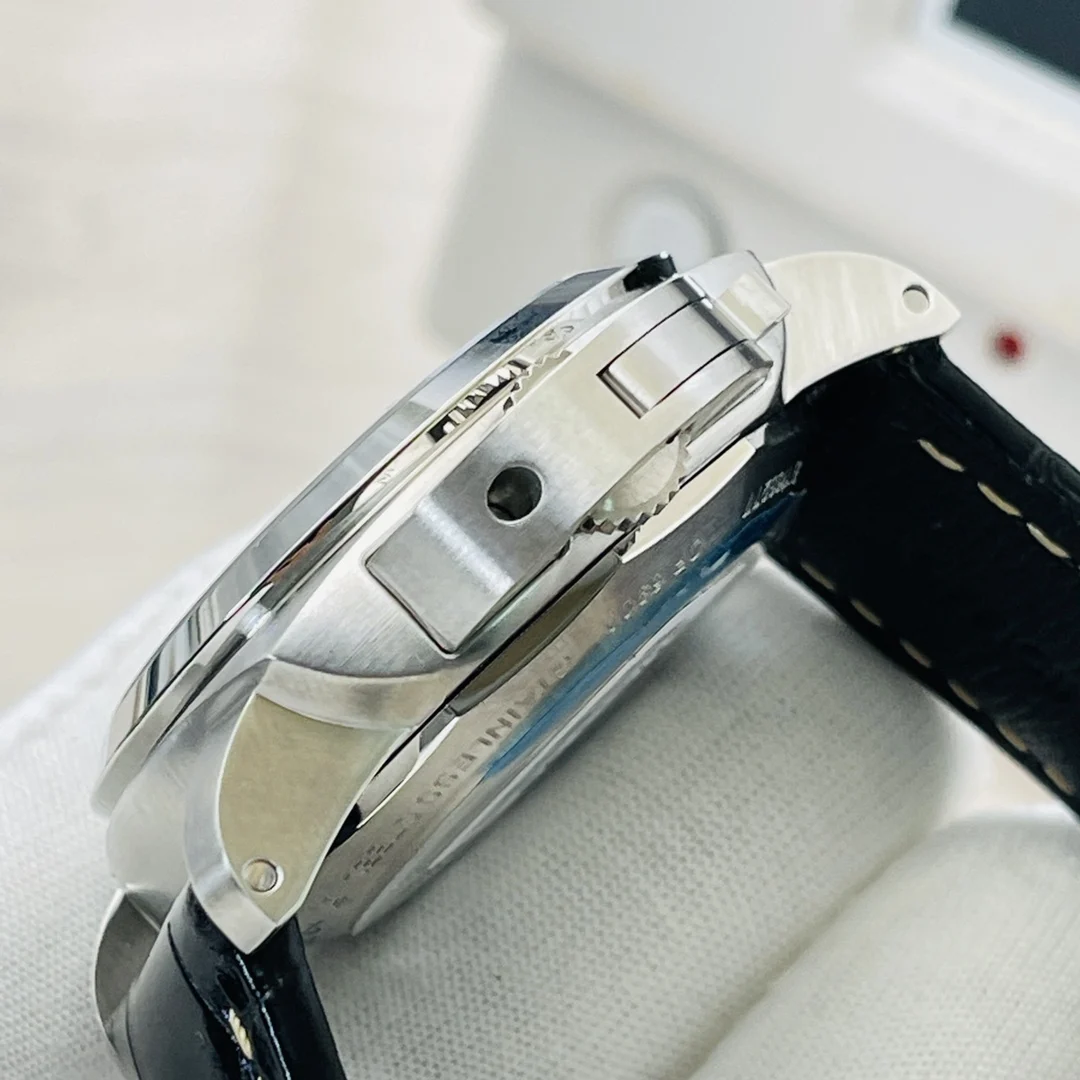 Panerai PAM00312 44mm — photographed off the sweep