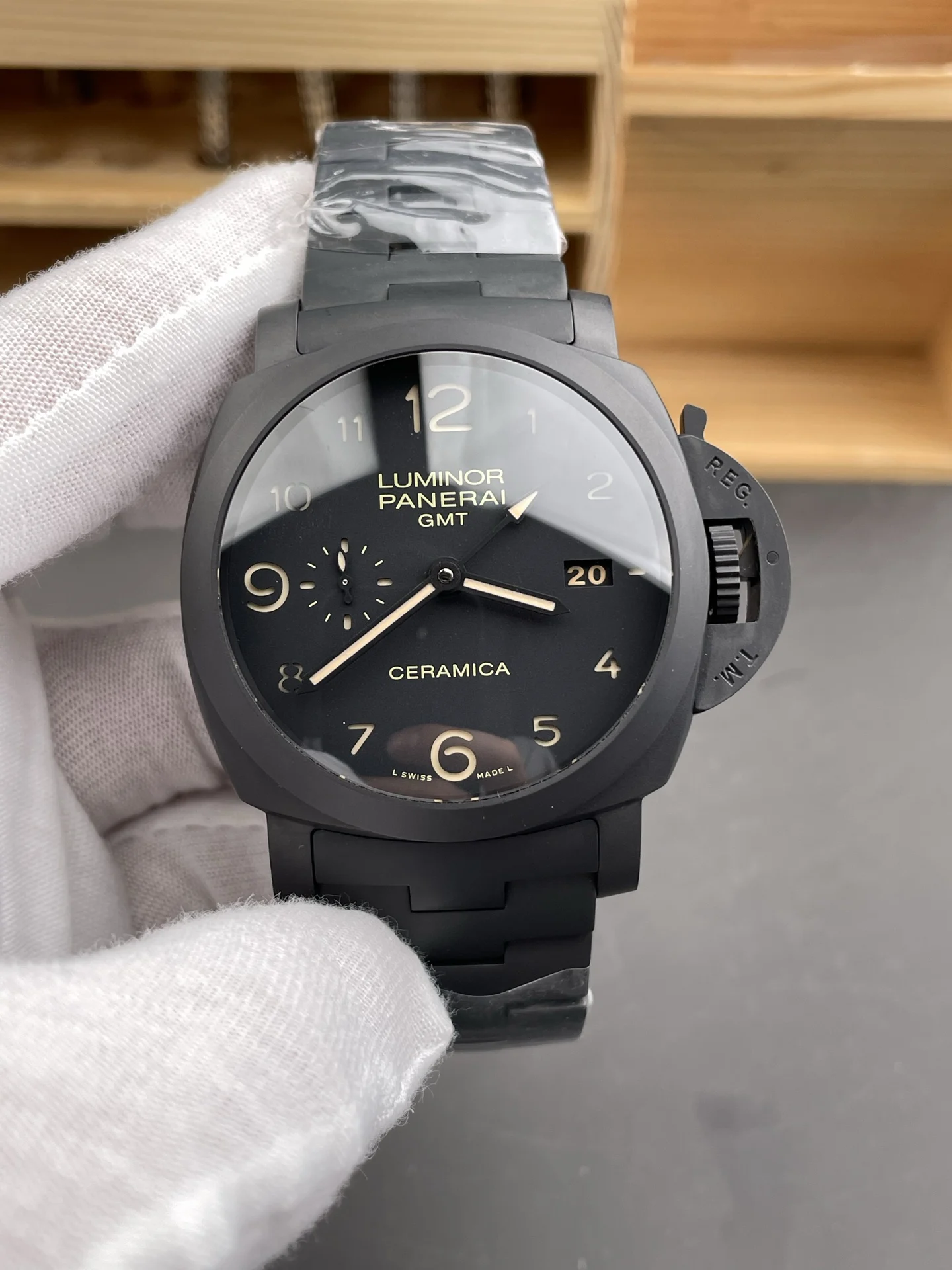 Panerai PAM00438 — photographed off the sweep