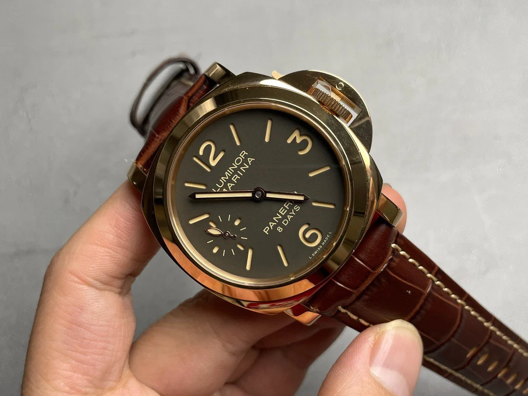 Panerai PAM00511 — photographed off the sweep