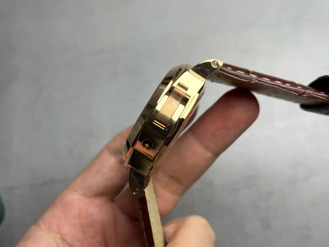 Panerai PAM00511 — photographed off the sweep