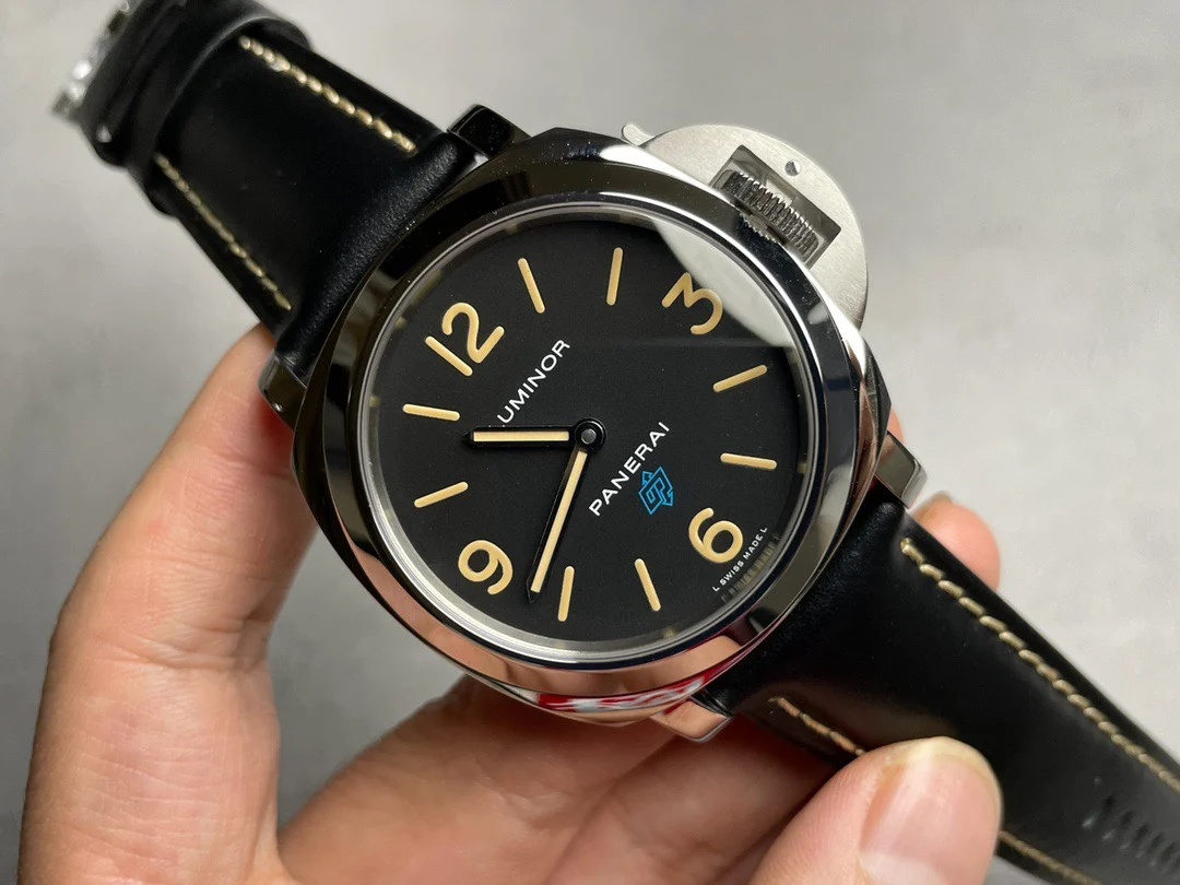 Panerai PAM00634 — photographed off the sweep