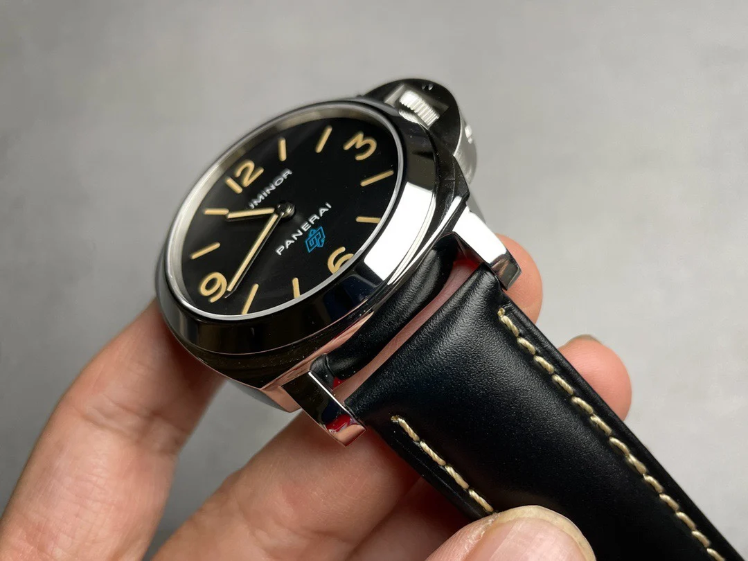 Panerai PAM00634 — photographed off the sweep