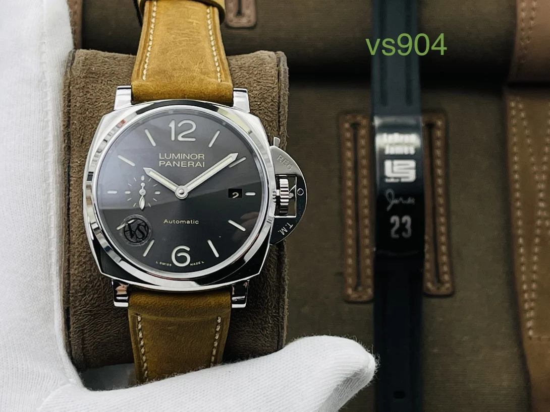 Panerai PAM00904 — photographed off the sweep