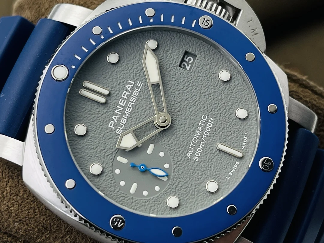 Panerai PAM00959 — photographed off the sweep