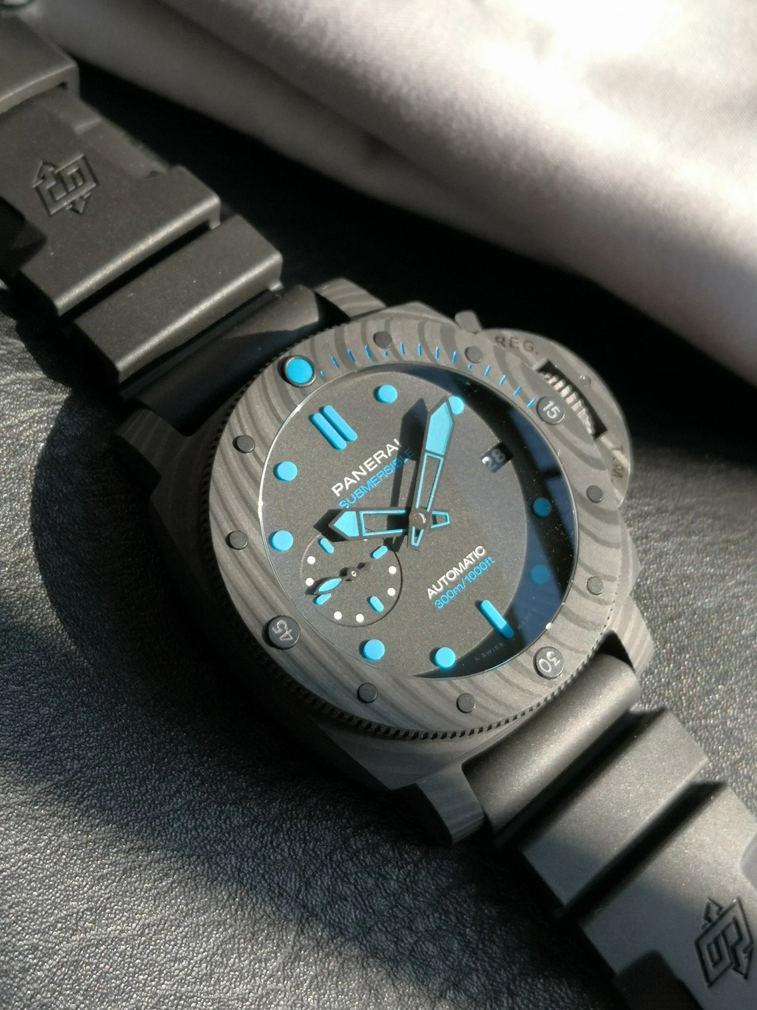 Panerai PAM00960 — photographed off the sweep