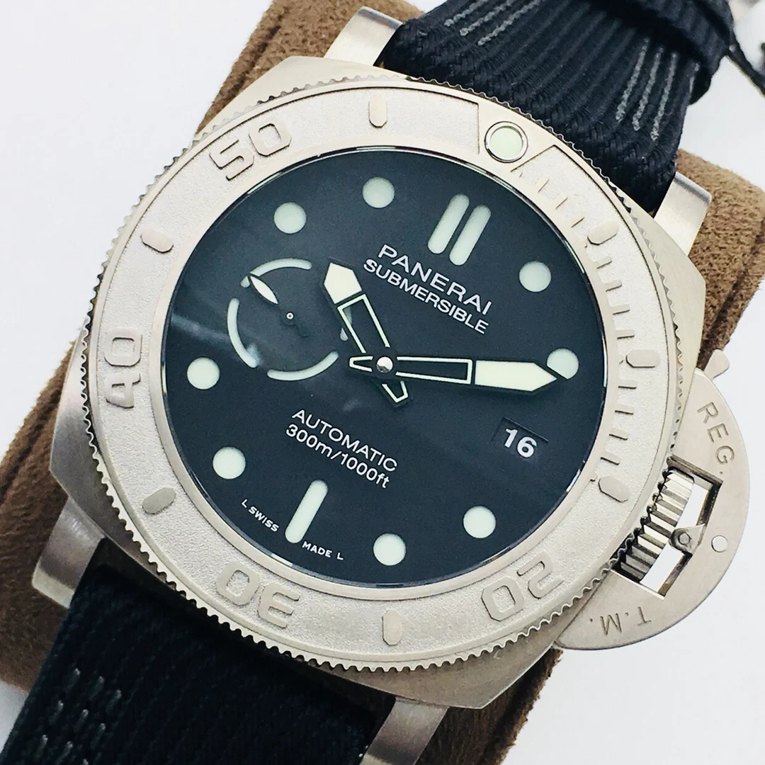 Panerai PAM00984 47mm — photographed off the sweep