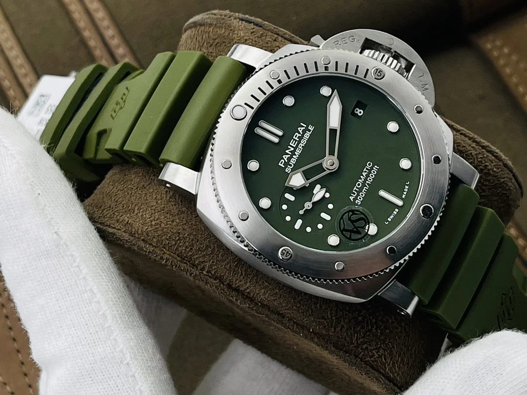 Panerai PAM01055 — photographed off the sweep