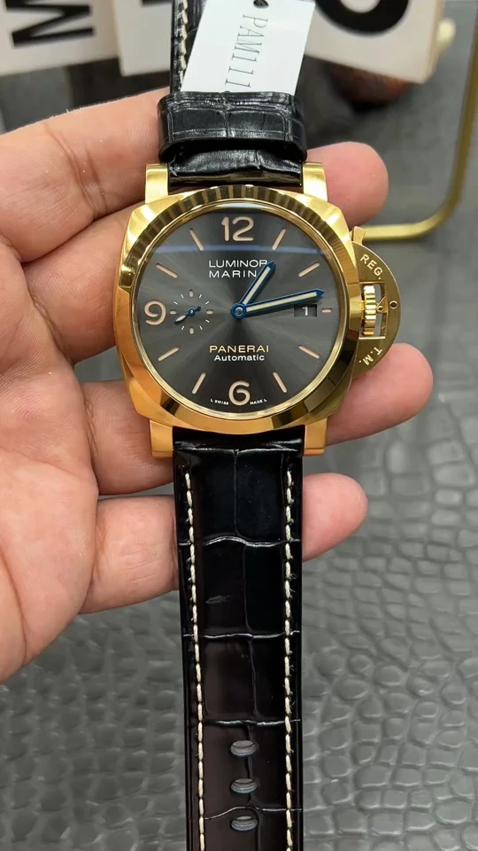 Panerai PAM01115 44mm